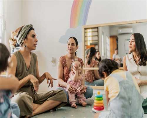 没一会儿，整个京城上下都得知了太子爷被小姑娘给甩了的消息