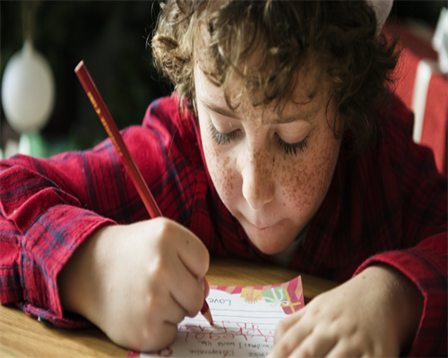 洗面奶什么牌子的好用，控油保湿有妙招，油皮温和清爽新选择