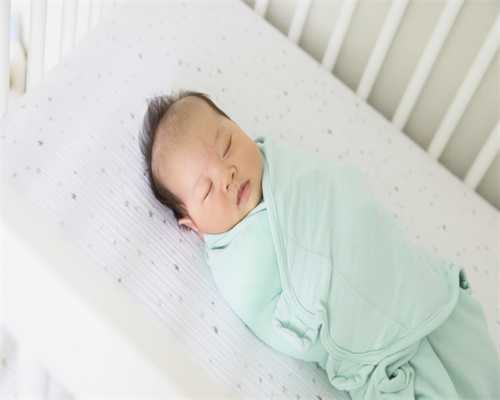 冬天干裂起皮的脚后跟，用它抹3天就能好丨夏天还能防蚊虫哦~