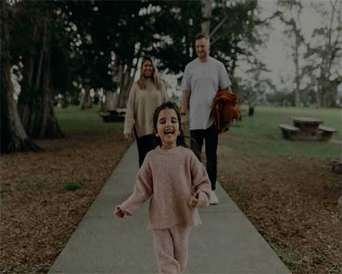 用有趣的社交基因“抖”出年轻粉丝