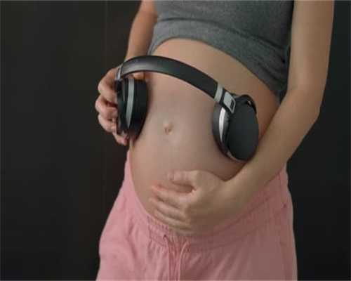 太美了！卫星视角下的茶卡盐湖如诗如画